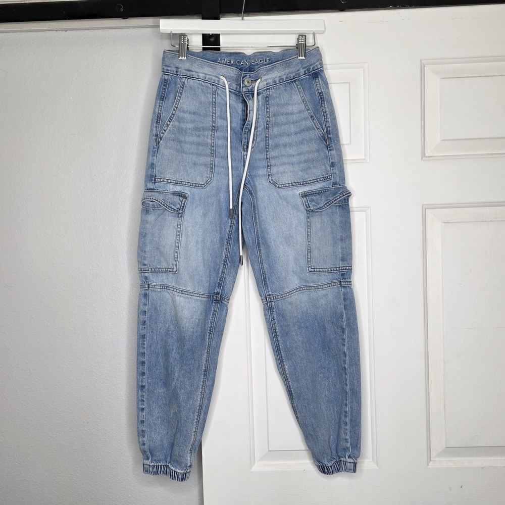 American Eagle Outfitters Cargo Jogger Jeans Womens 2 Light Wash Blue Denim